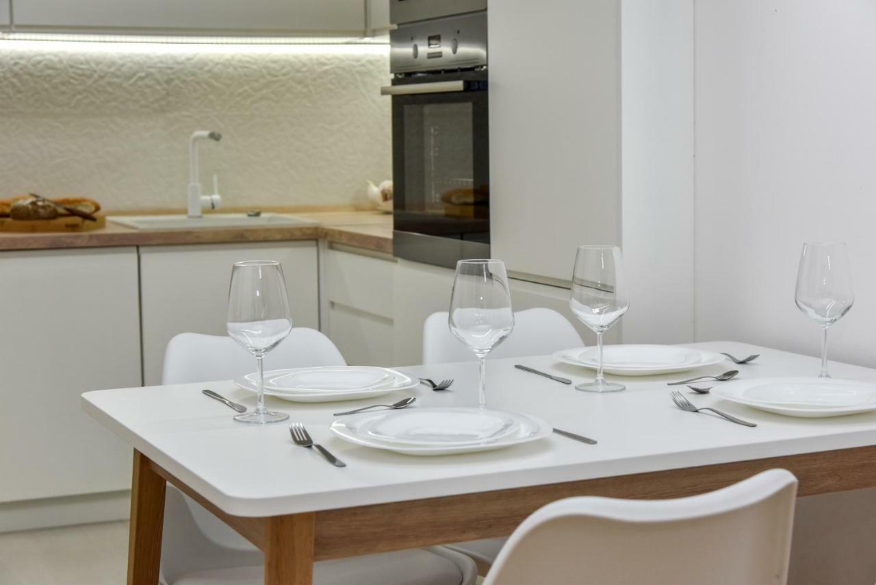 Lux Apartment Flatiron Skopje Ngoại thất bức ảnh